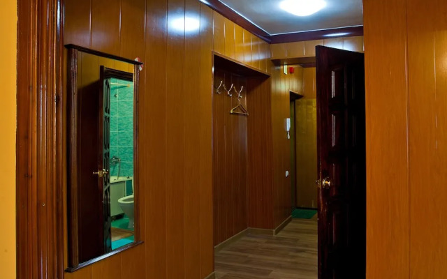 Lessor Apartments