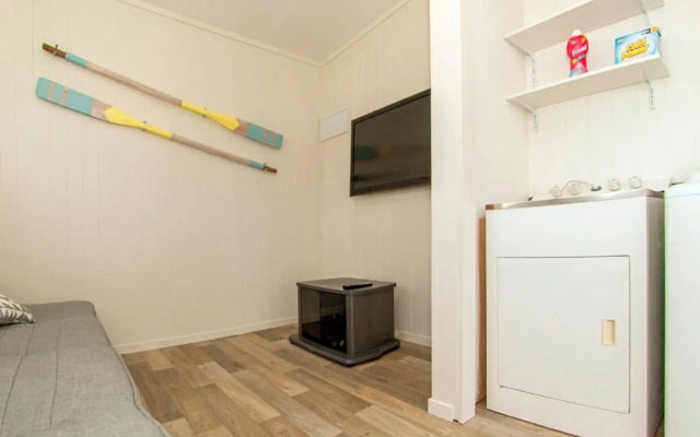 Sands Beach House - Matarangi Holiday Home