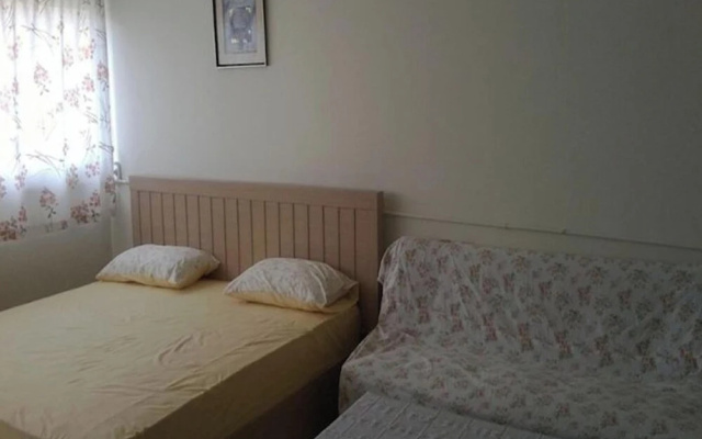 T8 Guest House Don Mueang Challenger, Located in Bangkok