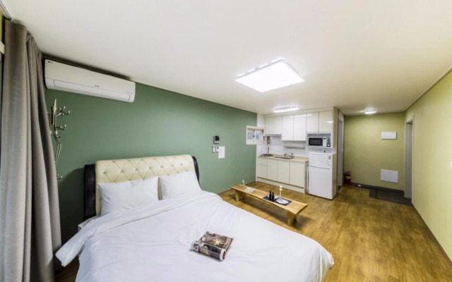 Seogwipo Has Village Pension