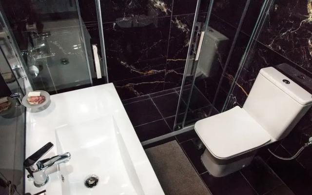 Glamorous Modern Aprt in Palaio Faliro