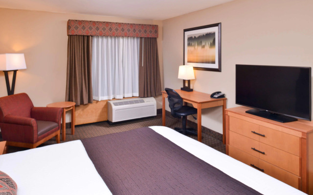 Best Western Plus Olympic Inn