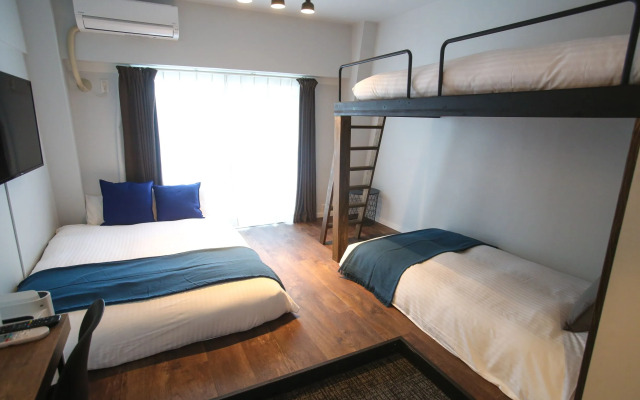 N.33 Hakata Sta. River Side