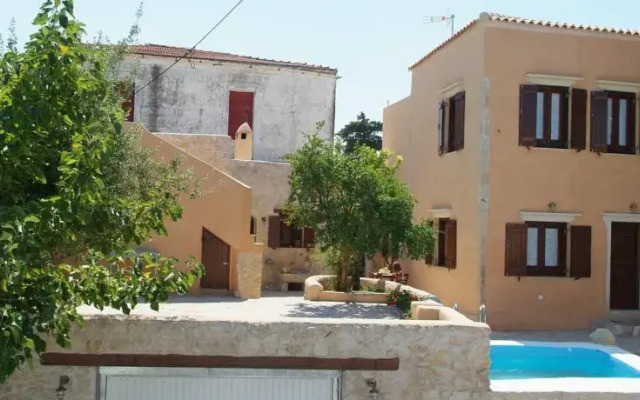 Galatas Traditional House
