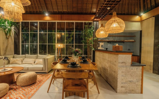 Villa Nana by Pertama Stay