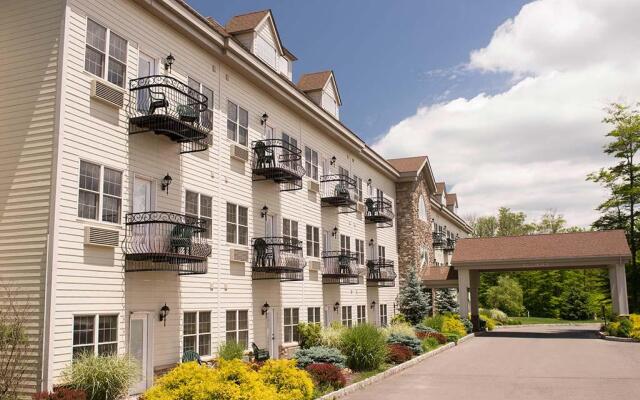 Willowbrook at Lake Harmony, Lake Harmony, United States