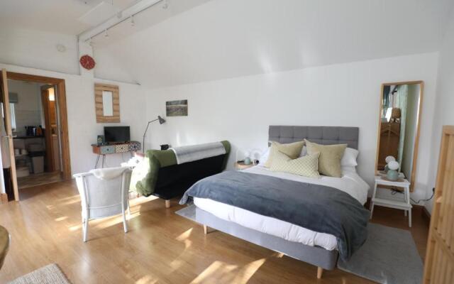 Garden Studio in Biggar