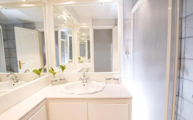 Muses Cycladic Suites