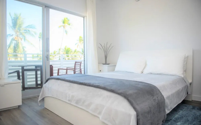 SoBe 12th and Ocean Suites