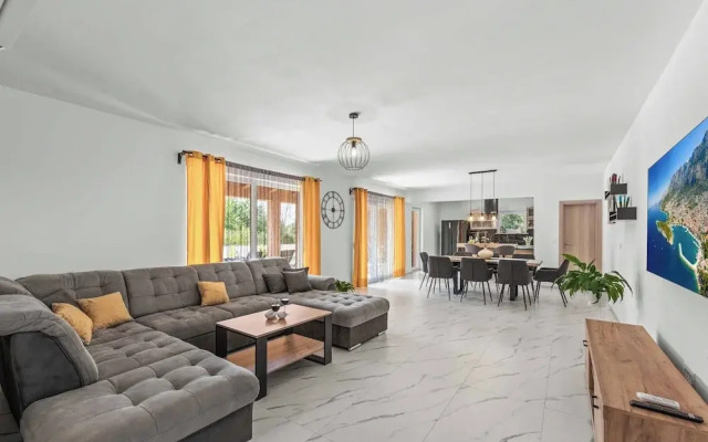 Villa Starlight Gaze