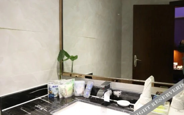 Lu Yuan Wangfu Changcheng Hotel