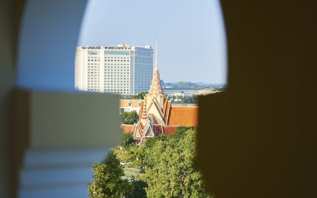 Palace Gate Hotel & Residence By EHM