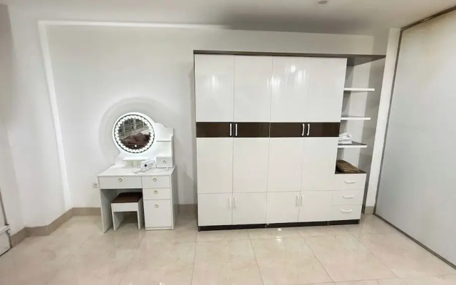Era Apartment Xa Dan