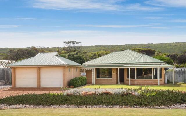 Bella Beach House Prevelly 50m from the beach