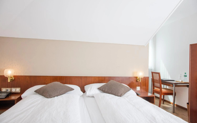 Hotel de Chailly – Guest Rooms – Montreux