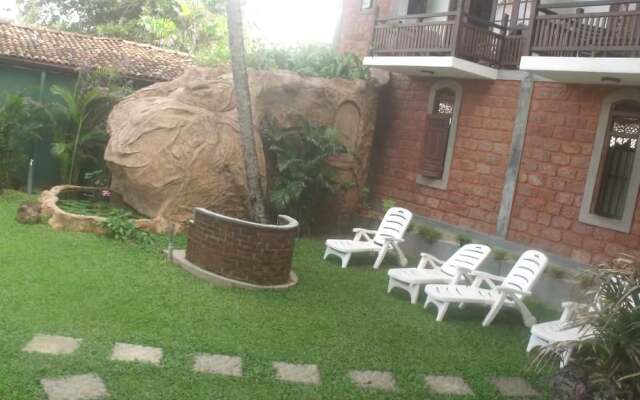 Hotel Susantha Garden