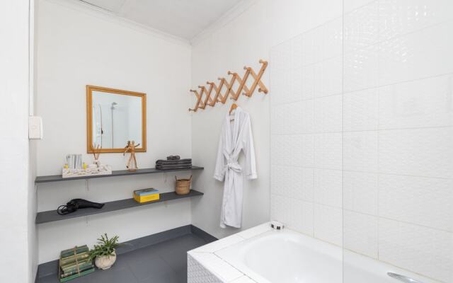 Stylish 2-bed Apartment in Centurion, Pretoria