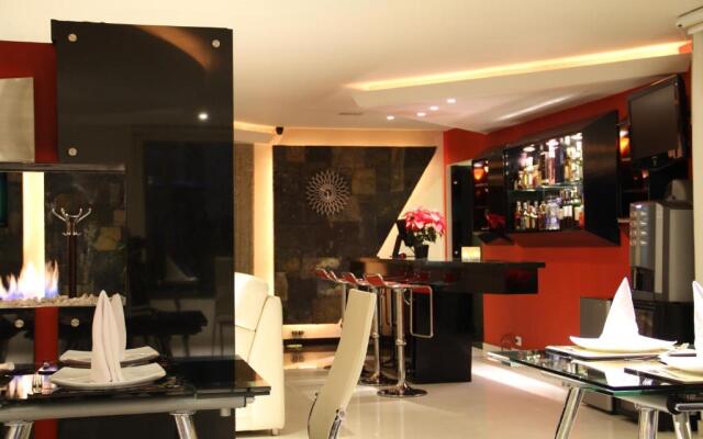 Suites 108