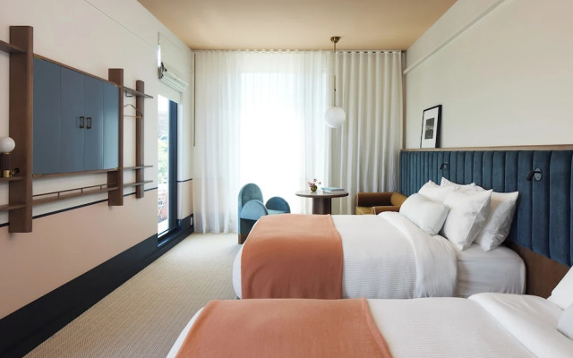Hotel Henrietta
