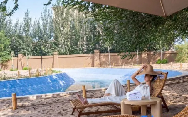 Dunhuang Hotel – Outside – Jiuquan