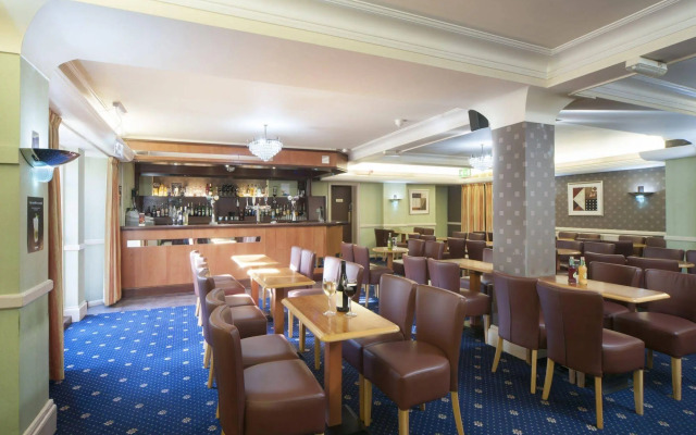 The Carlton Hotel