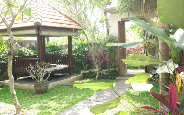 Batuan Villa