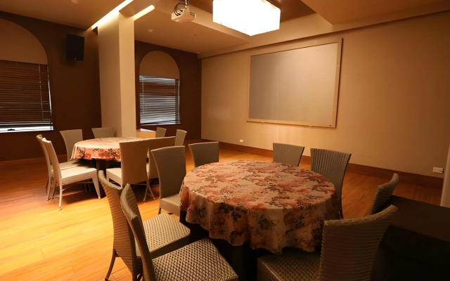 Hotel Sai Palace Grand Malad