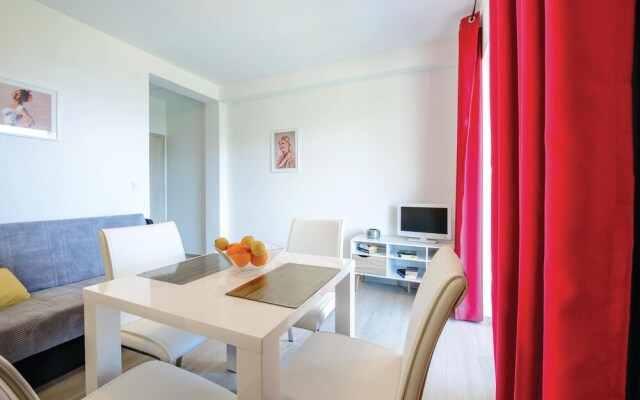 Beautiful Home in Cavtat With Wifi and 1 Bedrooms