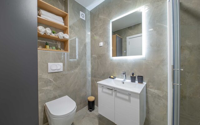 Night Pearl - Deluxe Apartment