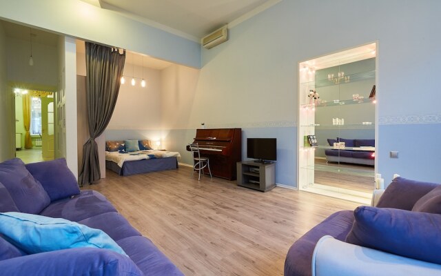 Апартаменты Center City Central на Жуковского 18