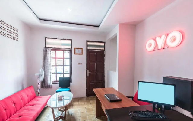 OYO 947 Angel Home Stay Syariah