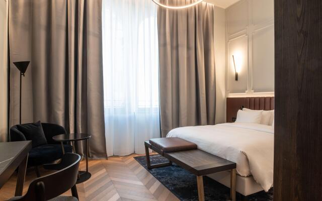 Radisson Collection Hotel, Palazzo Touring Club Milan