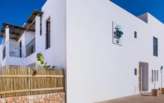 Sa Cala Suites
