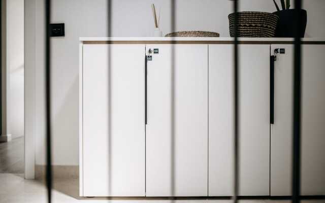 Kala Luxury rooms by DuHomes