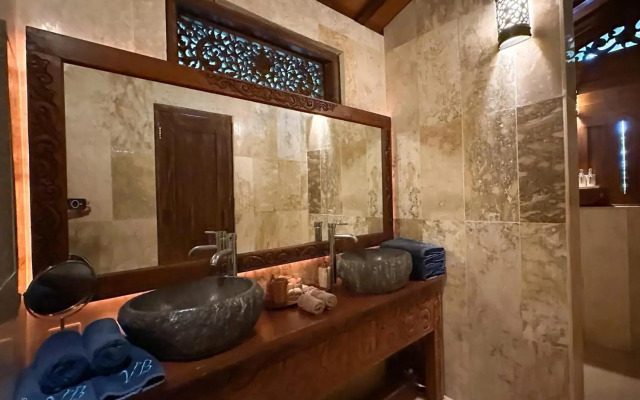 Villa Borobudur Resort