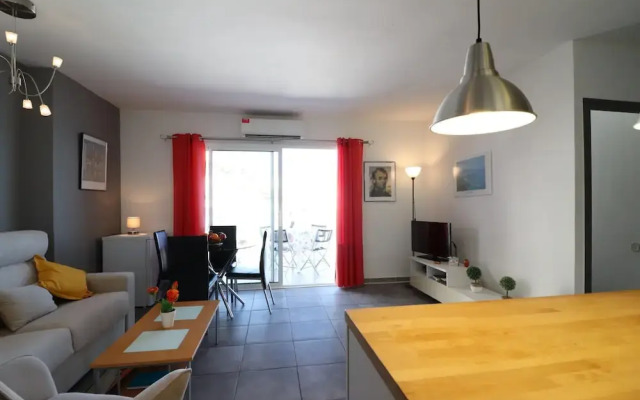 Apartment in Roses With Balcony
