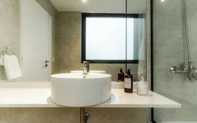 Hestia at Nuñez Vuelta de obligado 3000