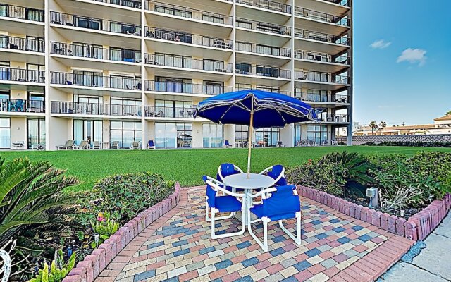 New Listing! Beachfront Haven: Indoor/outdoor Pools 2 Bedroom Condo