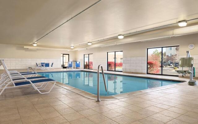 Hampton Inn & Suites Detroit/Sterling Heights