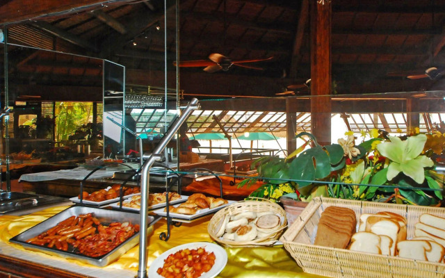 Emerald Beach Resort