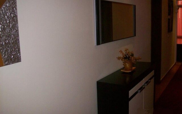 Alpet Hotel