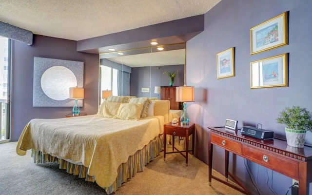 Surfside Resort 00302