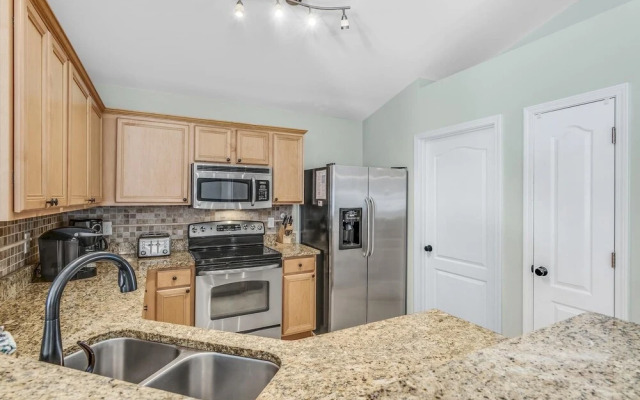 Salty Seas 405 Sandy Cay