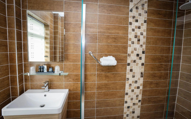 The Cumberland Hotel - OCEANA COLLECTION