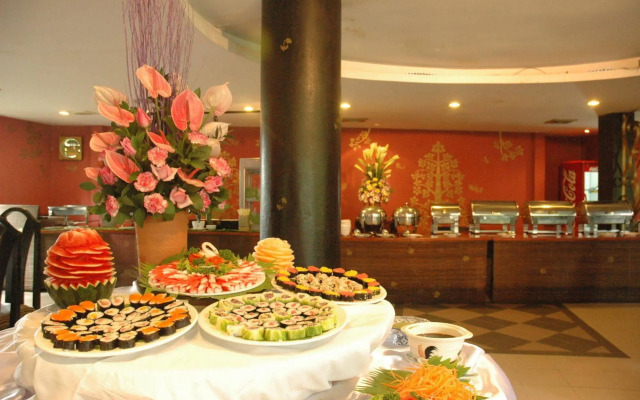 Holiday Garden Hotel & Resort Chiang Mai