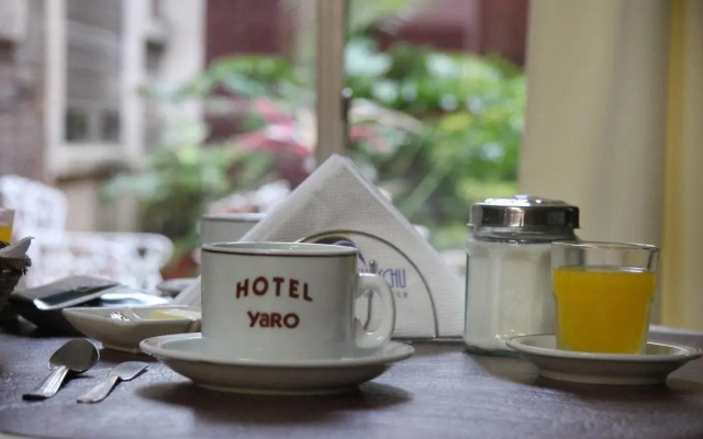 Hotel Yaro