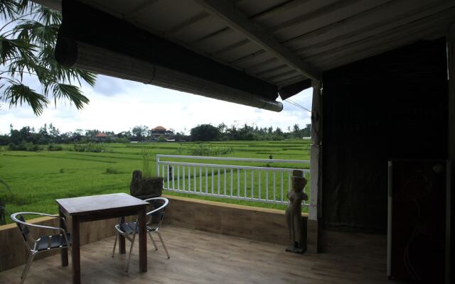 Kubu Sari House