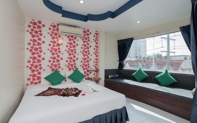 Heaven House Restro & Bar