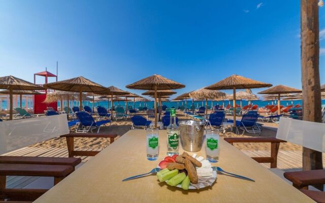 Tropical Hotel B