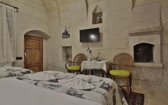 View Cave Hotel